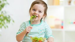 7 lưu ý dinh dưỡng cho bé ngày Tết mẹ nào cũng cần biết
