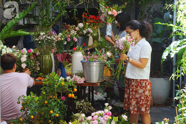 Giữa Sài Gòn xô bồ, vẫn có một nơi bạn có thể tĩnh tâm với đồ ăn thức uống đơm hoa - Ảnh 20.