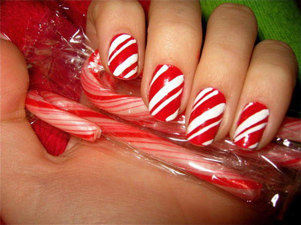 15 mẫu nail Giáng sinh ngọt ngào, tuyệt đẹp cho bạn gái 10