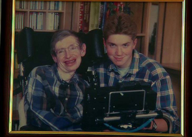 Thiên tài vật lý Stephen Hawking - người cha truyền cảm hứng và chưa bao giờ áp đặt con - Ảnh 4.