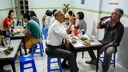 Chủ quán bún chả Hương Liên: ‘Cho bàn ghế ông Obama ngồi vào lồng kính là làm theo ý tưởng của khách’