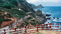 Giới trẻ sốt sình sịch với “con đường Hàn Quốc” tại Eo Gió, Quy Nhơn