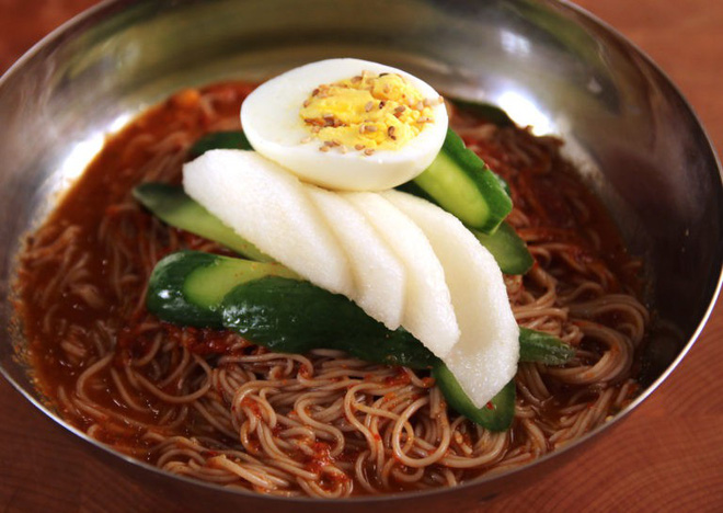 5 món ăn giải nhiệt hiệu quả mà ai cũng khó lòng bỏ qua nếu đến Hàn Quốc vào ngày hè nóng bức - Ảnh 5.