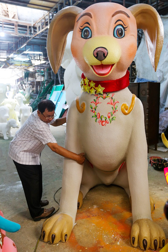 Mô hình đàn chó Phú Quốc trước ngày ra đường hoa Nguyễn Huệ