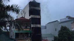 Hà Nội: Cháy nhà giữa đêm, 5 người lớn được cứu sống, 2 cháu bé mắc kẹt trên tầng cao, chết ngạt