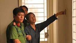 Hành trình truy tìm kẻ hiếp dâm có hình xăm bông hồng