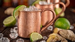 Uống cocktail bằng loại cốc đang hót hòn họt trên instagram, bạn sẽ dễ dàng bị ngộ độc