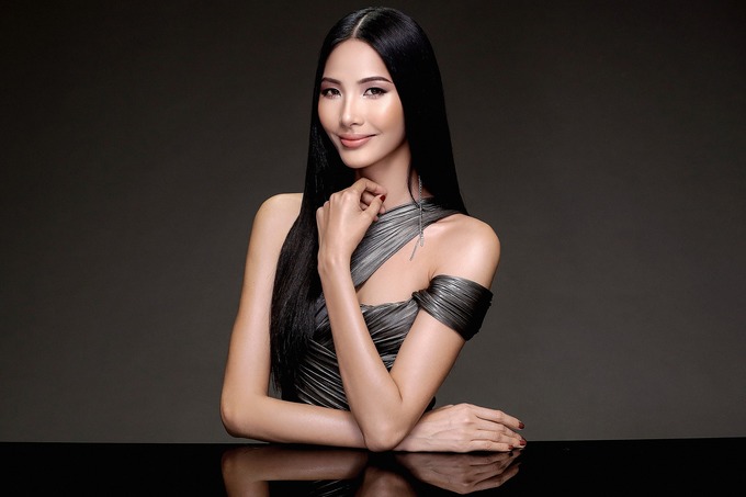 12 ứng viên cho ngôi vị Hoa hậu Hoàn vũ Việt Nam 2017