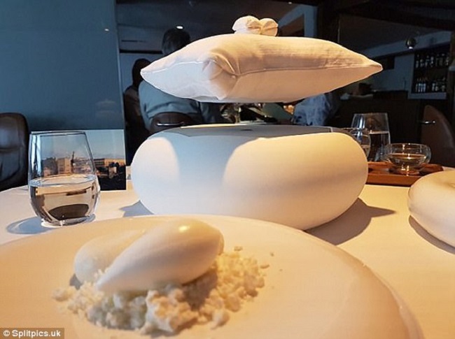 Những đĩa đựng thức ăn “sai quá sai” của các nhà hàng khiến thực khách chỉ biết câm nín - Ảnh 21.