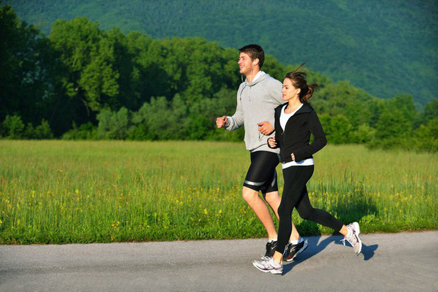  Chạy bộ nâng cao sức khỏe của bạn hiệu quả hơn là đi bộ 
