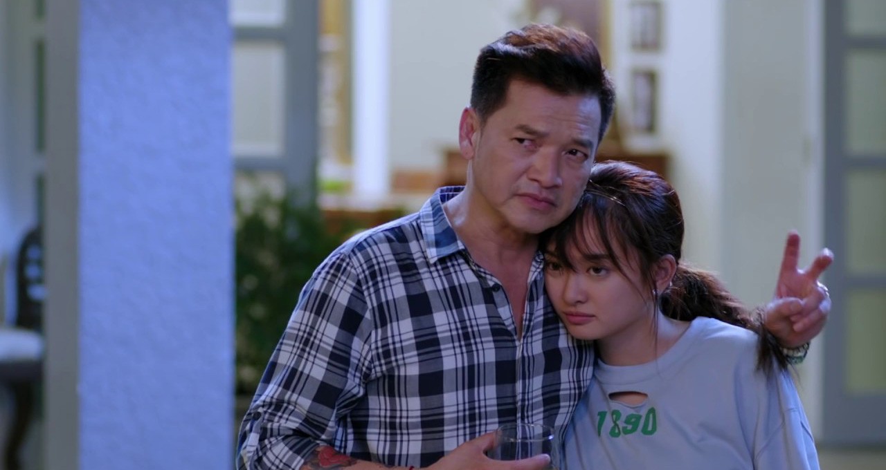 10 ông bố đáng nhớ nhất trên màn ảnh Việt năm 2017 - Ảnh 3.