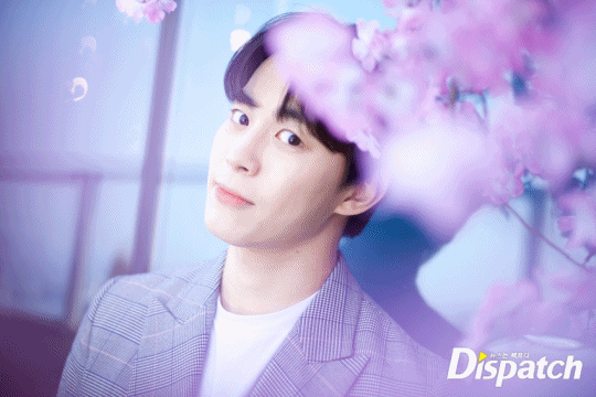 Dispatch tung bộ ảnh hội tụ dàn mỹ nam đẹp nhất xứ Hàn: Dân tình đồng loạt xin chết, không chọn nổi ai đẹp hơn - Ảnh 18.