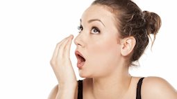 Có nên vệ sinh lưỡi mỗi lần đánh răng để ngừa hôi miệng: Nha sĩ trả lời rất thuyết phục