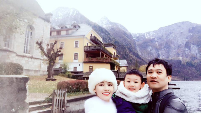 Lã Thanh Huyền cùng chồng và con trai trong một chuyến du lịch.