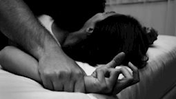 Ấn Độ bắt giữ 14 đối tượng nghi hiếp dâm và thiêu xác thiếu nữ