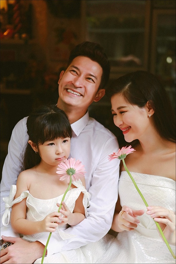 Những gia đình sao Việt hạnh phúc vẹn toàn dù chưa từng cùng nhau bước vào lễ đường