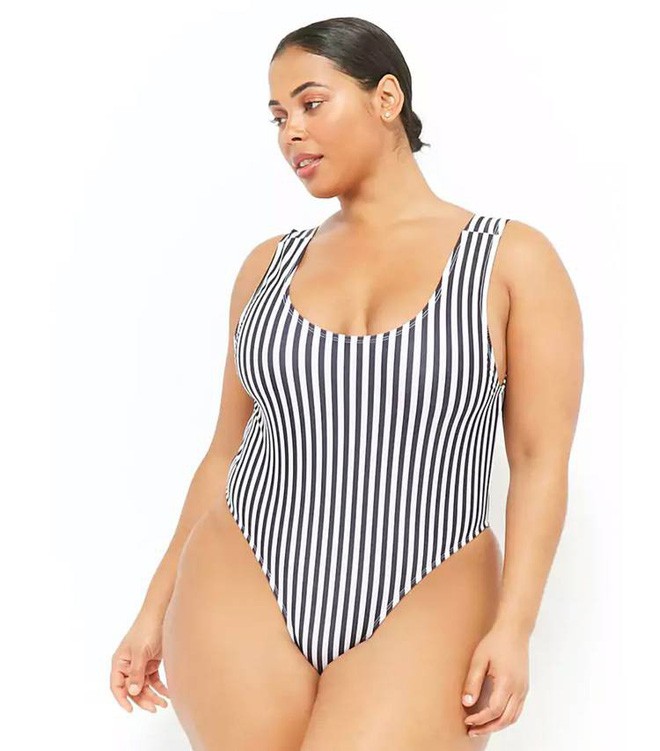  Cô nàng BTV thời trang này sẽ chỉ cho bạn mẫu đồ bơi giúp kéo chân cực đỉnh cho mùa đi biển - Ảnh 12.