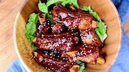 Sườn rim tuy đơn giản nhưng chỉ cần biến tấu một chút thôi là có món ăn mới toanh