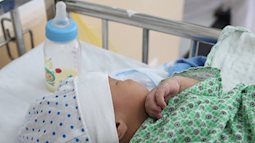 Hà Nội: Hai bé sơ sinh bị mẹ bỏ rơi tại bệnh viện đã khỏe mạnh, chưa có ai đến nhận, nhiều 'mẹ' muốn xin con về nuôi