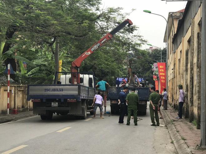 Từ vụ tai nạn thảm khốc ở Bắc Từ Liêm, Hà Nội: Phải tránh xa vị trí thần chết của xe tải - Ảnh 1.