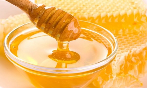 Mật ong có tác dụng rất tốt trong điều trị nám
