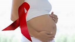Tuân thủ “nguyên tắc 5Đ” tránh lây nhiễm HIV từ mẹ sang con