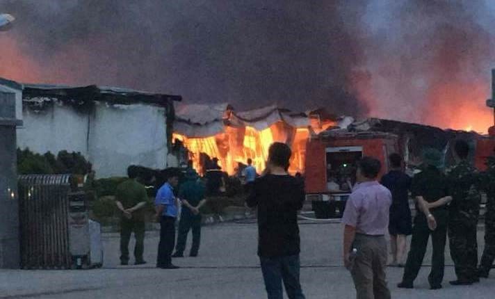 Cháy lớn tại khu công nghiệp Thụy Vân, Phú Thọ hình ảnh