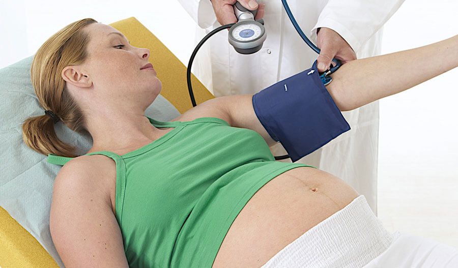 Phụ nữ mang thai nên được kiểm tra huyết áp thường xuyên hình ảnh
