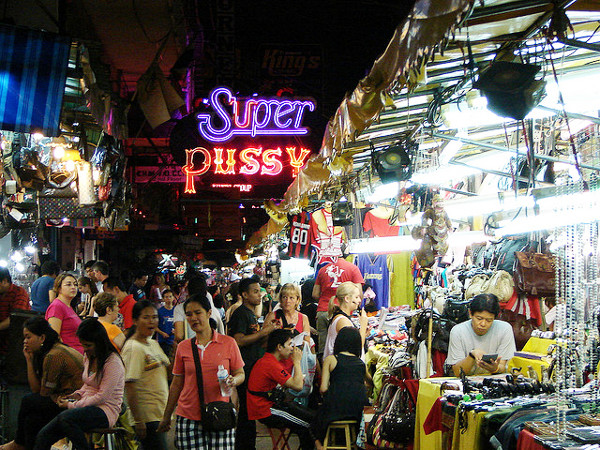 night markets of bangkok silom