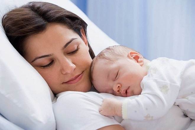 Giấc ngủ của trẻ nhỏ có thể gây trầm cảm cho cha mẹ hình ảnh