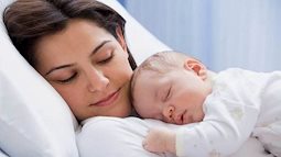 Giấc ngủ của trẻ nhỏ có thể gây trầm cảm cho cha mẹ
