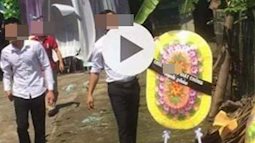 Con gái  gửi vòng hoa tang đến mừng đám cưới của bố và nhân tình trẻ