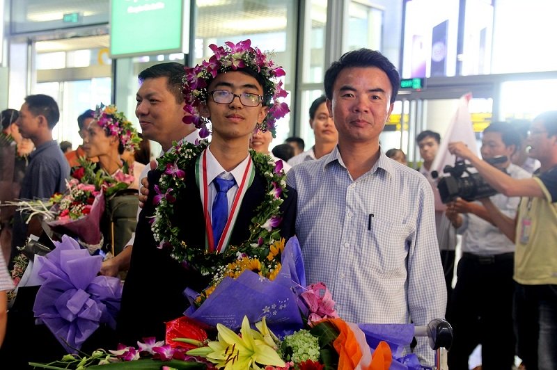 Nam sinh giành HC Vàng Olympic Sinh học: Bất ngờ khi đề yêu cầu mổ con đỉa