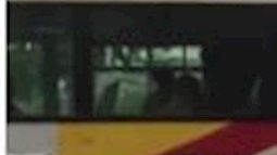 Thêm cặp đôi hôn nhau trên xe bus khiến dân mạng dậy sóng