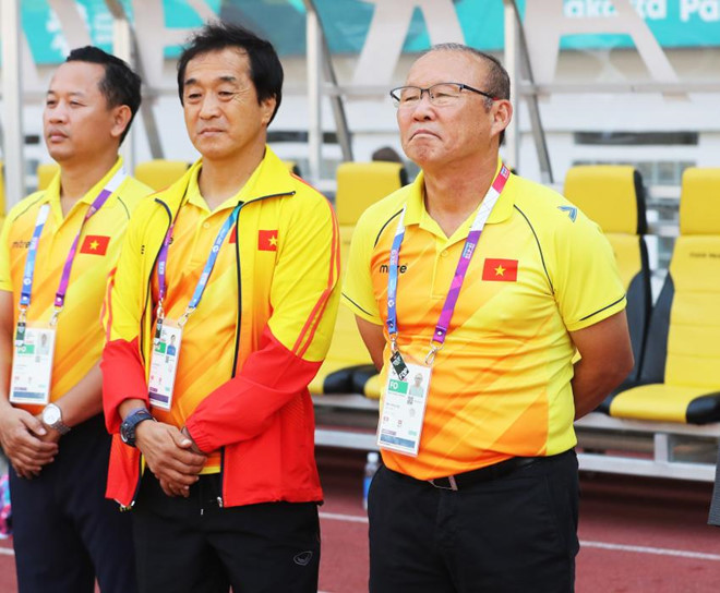 Bao Han Quoc: 'Phep mau Park Hang-seo giup Olympic VN thang Nhat Ban' hinh anh 1
