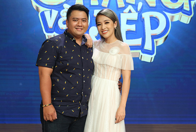 Trên sóng một chương trình truyền hình, đạo diễn Diệp Tiên cho biết anh và bạn gái - diễn viên Puka dự kiến tổ chức vào cuối năm 2018. Họ bén duyên từ chương trình Cười xuyên Việt 2016 và tình cảm gắn bó mặn nồng.