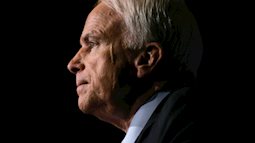 Bệnh ung thư não của Thượng nghị sĩ John McCain mắc phải nguy hiểm ra sao?