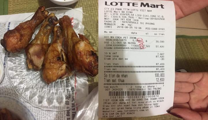 4 chiếc đùi gà chị N. mua tại siêu thị Lotte Mart có đến 3 chiếc có mùi hôi thối, 1 chiếc bắt đầu lên mùi.