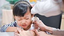Nhiều nguy cơ tiềm ẩn nguy hiểm khi bấm lỗ tai cho con khi còn sơ sinh