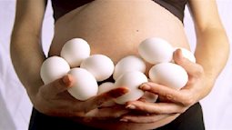 Mách mẹ cách ăn trứng ngỗng tốt cho thai nhi