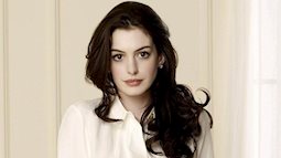 Ngắm vẻ đẹp yêu kiều của Anne Hathaway dù đã U40