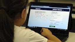 Nhân vụ 7 học sinh bị đuổi học vì nói xấu thầy cô trên facebook: Dạy con ứng xử văn minh trên mạng xã hội