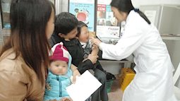 Sở Y tế Hà Nội công bố nguyên nhân ban đầu dẫn đến cái chết của cháu bé 2 tháng tuổi sau khi tiêm vaccine ComBE Five