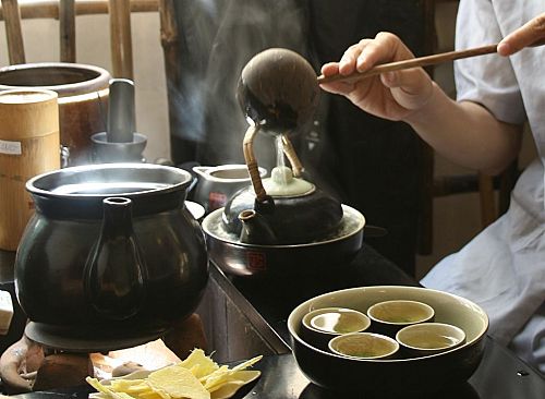 tra dao