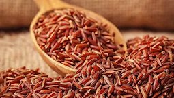 Giảm 7kg trong vòng 30 ngày nhờ ăn gạo lứt muối mè 