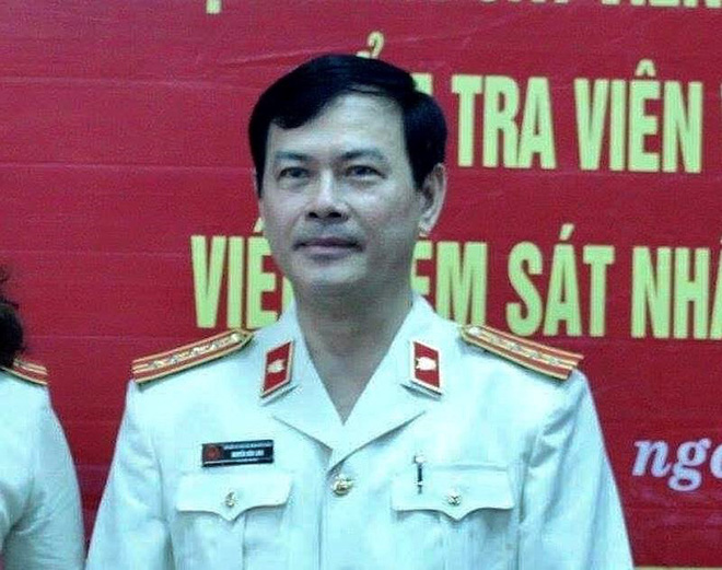 Viện KSND Q.4 đã tiếp nhận quyết định khởi tố vụ án, khởi tố bị can đối với ông Nguyễn Hữu Linh - Ảnh 2.