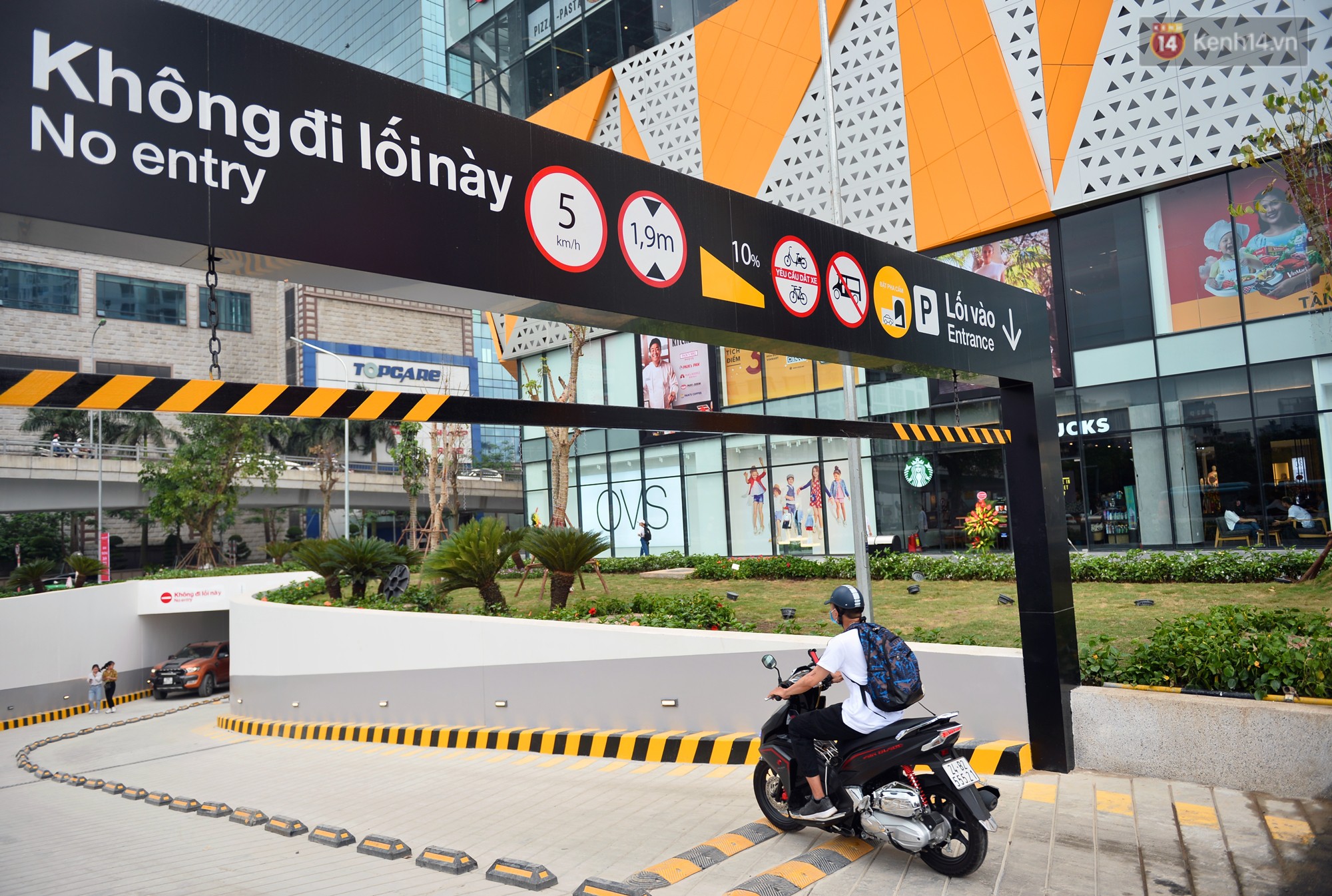 Hà Nội: Chính thức khai trương Vincom Center thứ 10 tại Trần Duy Hưng - Ảnh 7.