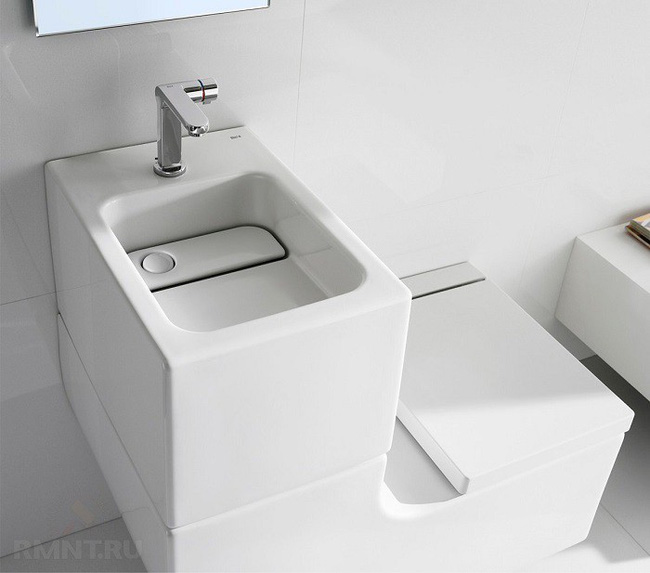 Gợi ý các thiết kế bồn cầu ăn gian diện tích cho những người sở hữu một căn phòng tắm chật hẹp - Ảnh 9.