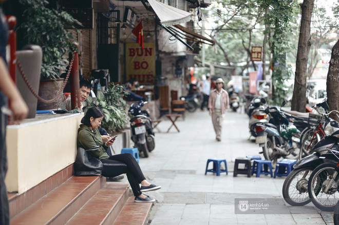 Chẳng mấy ai khen Hà Nội giữa tiết trời thế này, nhưng Hà Nội đẹp lắm, Hà Nội ơi! - Ảnh 7.