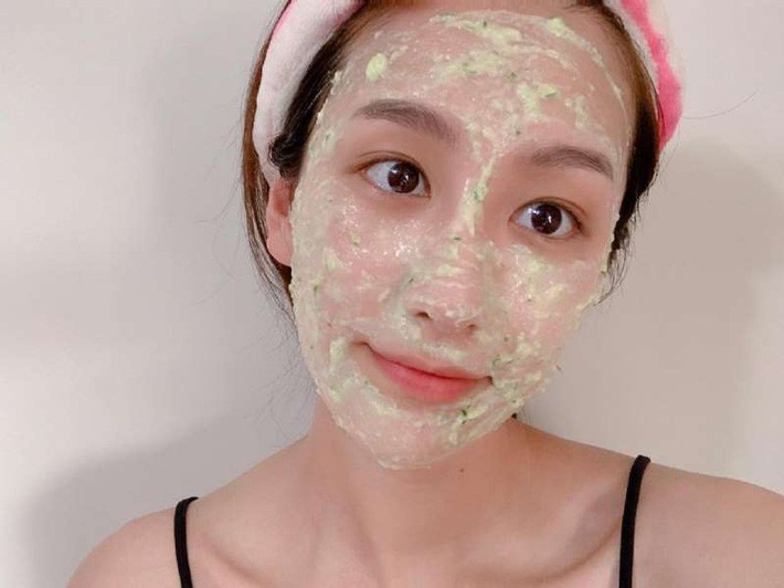 Học nàng Beauty blogger cách làm mặt nạ tự nhiên: Đơn giản, rẻ tiền mà còn giúp giải nhiệt làn da mùa hè - Ảnh 6.